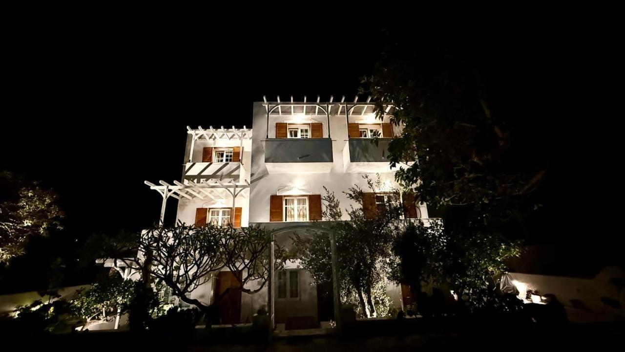 Deluxe Studios&Suites Ageri-Milos Adamantas  Exterior foto